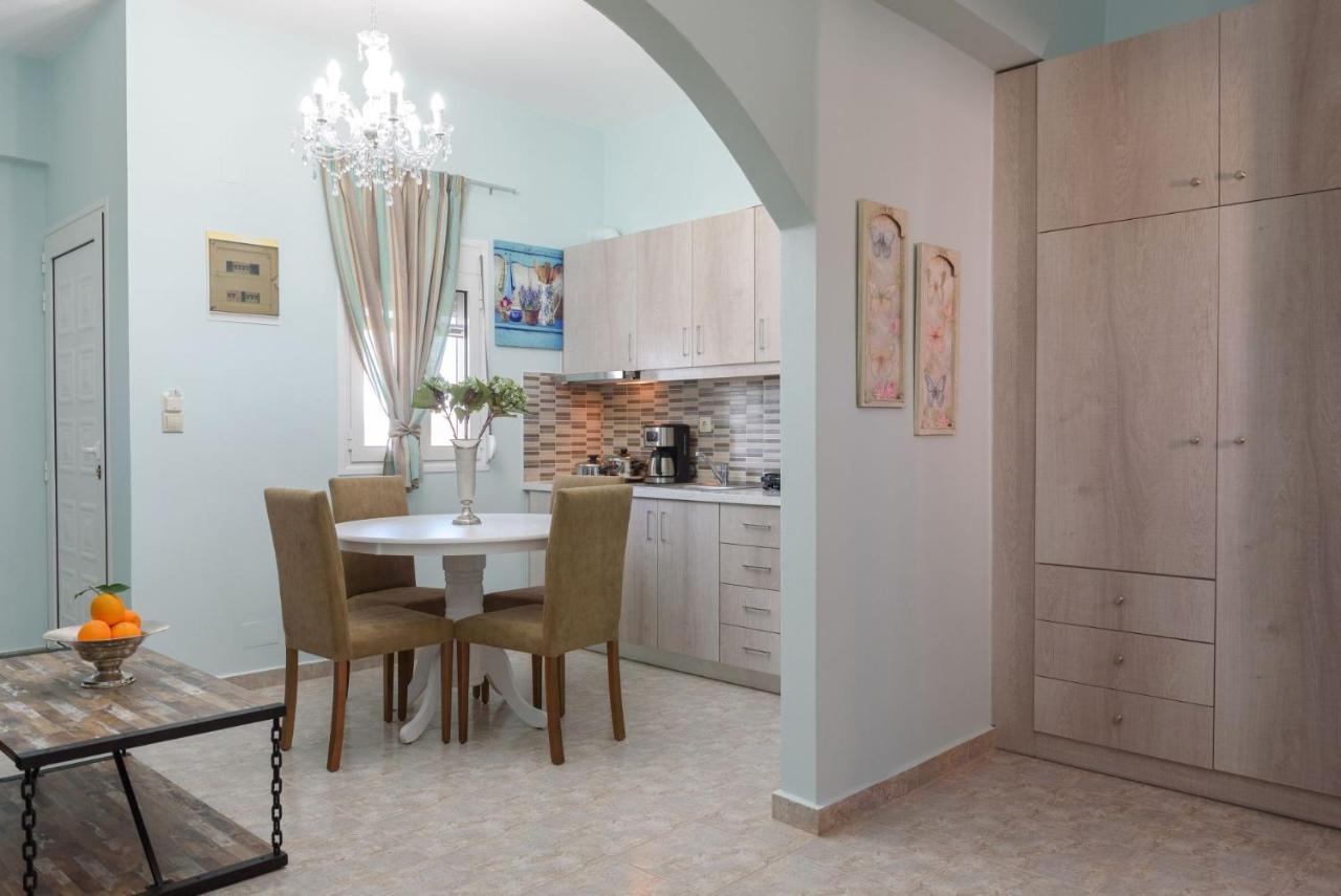 Spyros Apartments With Pool Каламаки Екстериор снимка