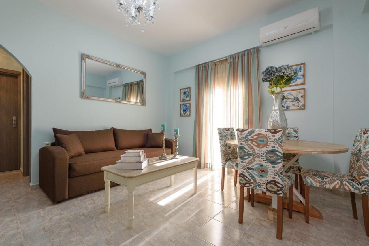 Spyros Apartments With Pool Каламаки Екстериор снимка