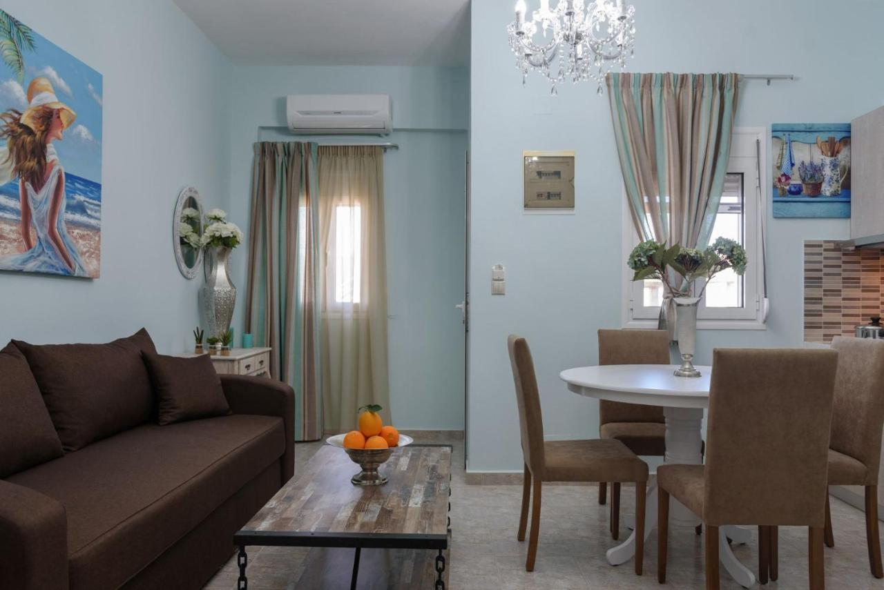 Spyros Apartments With Pool Каламаки Екстериор снимка